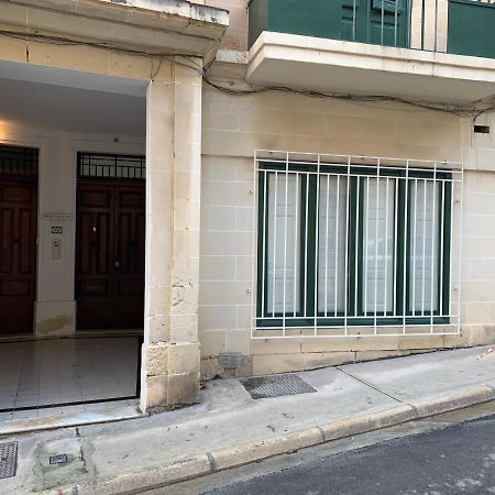 4 Bedroom Apartment Near Sliema Seafront Kültér fotó