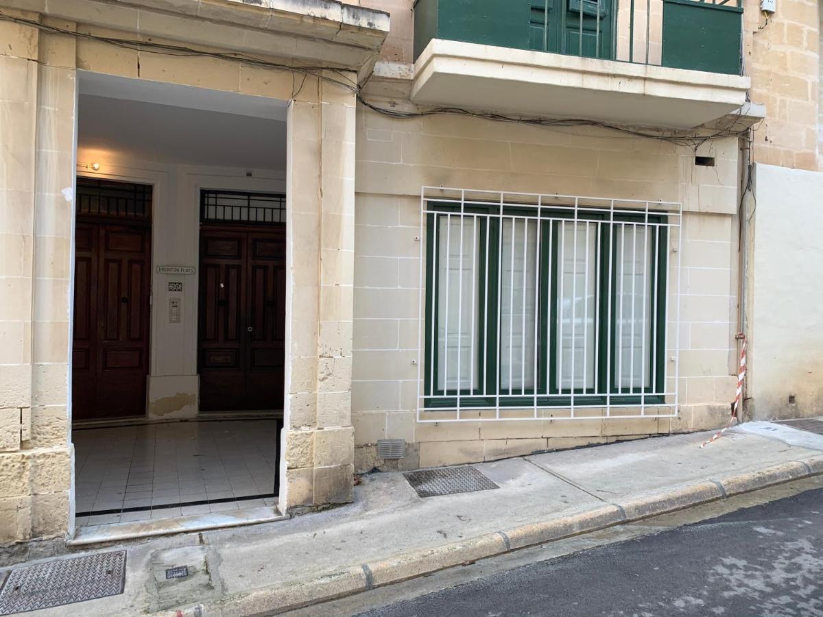 4 Bedroom Apartment Near Sliema Seafront Kültér fotó